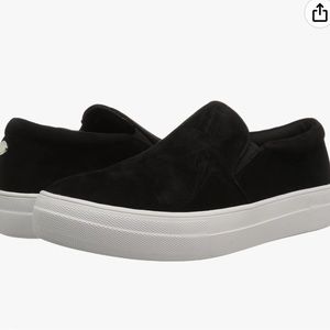 Steve Madden Black Loafers